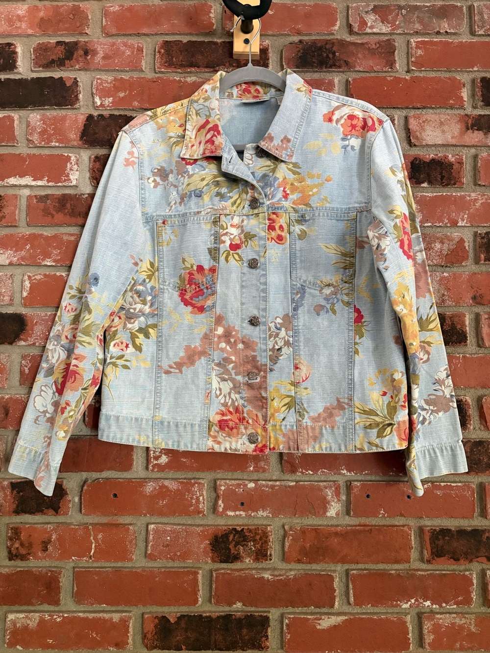 Vintage Chico's Design Floral Denim Jacket Light Wash Art to Wear Size 1/ M